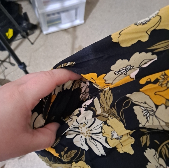 Floral Dress - Picture 7 of 10